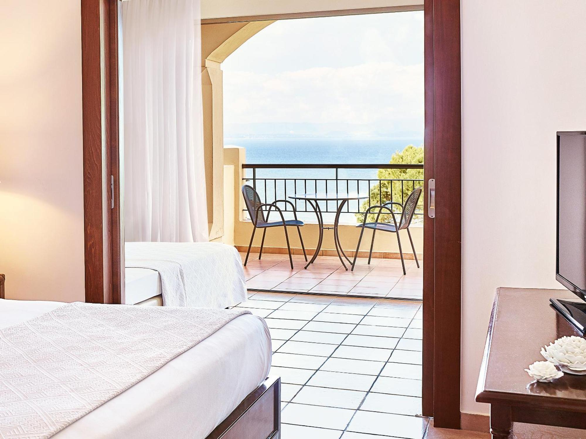 Grecotel Luxme Oasis At Riviera Olympia & Aqua Park 卢特拉基利尼斯 外观 照片