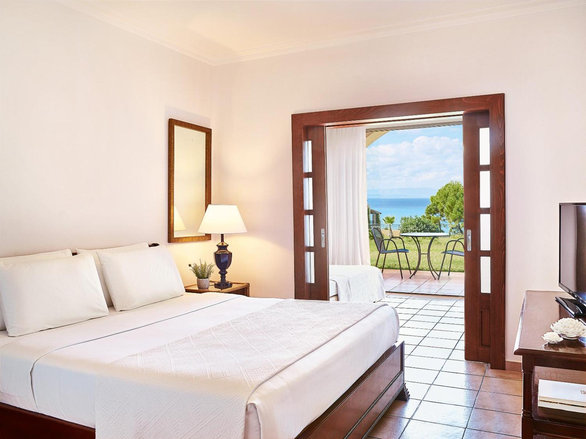 Grecotel Luxme Oasis At Riviera Olympia & Aqua Park 卢特拉基利尼斯 外观 照片
