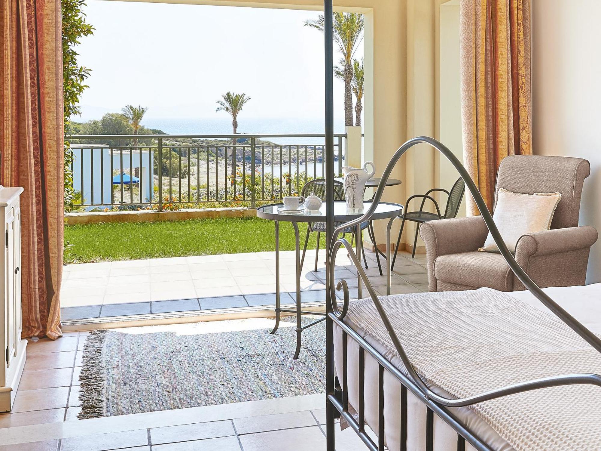 Grecotel Luxme Oasis At Riviera Olympia & Aqua Park 卢特拉基利尼斯 外观 照片